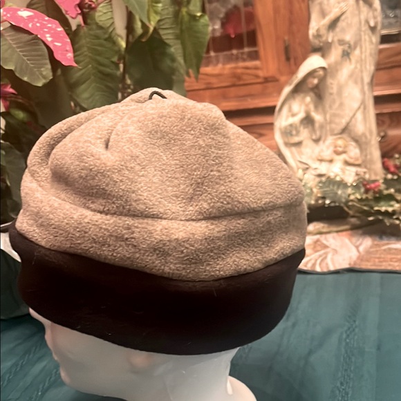 Vintage REI Beret Two-Tone Fleece Hat - wardrobe essential- made In USA - Picture 5 of 11